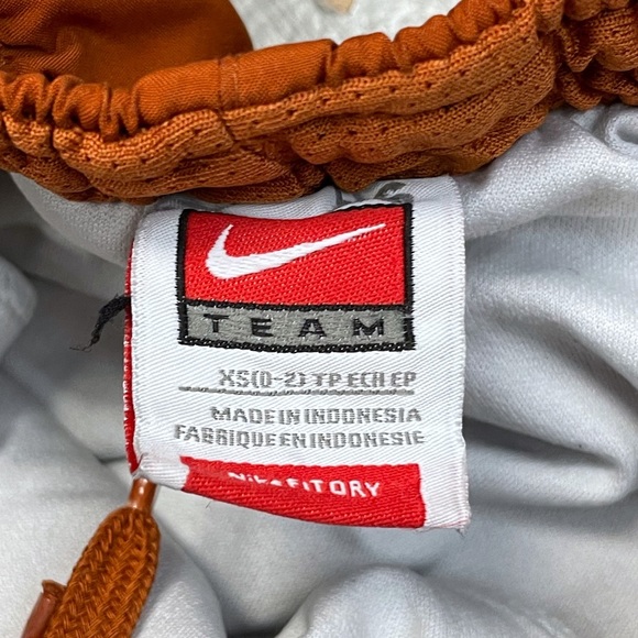 Nike Texas Longhorns 3” Shorts Running Work Out XS University Training - Picture 7 of 11